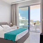 Villa Beachfront Luxury Idania *