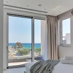 Beachfront Luxury Idania Ajía Nápa