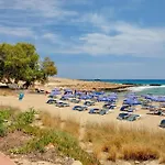 Beachfront Luxury Idania Ajía Nápa