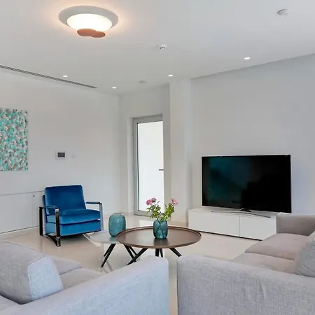 Villa Beachfront Luxury Idania Ayía Nápa
