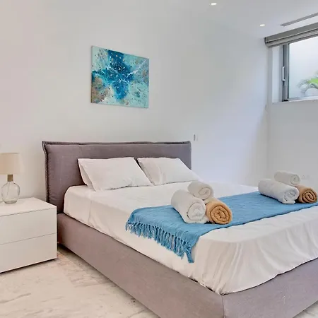 Beachfront Luxury Idania * Ayia Napa