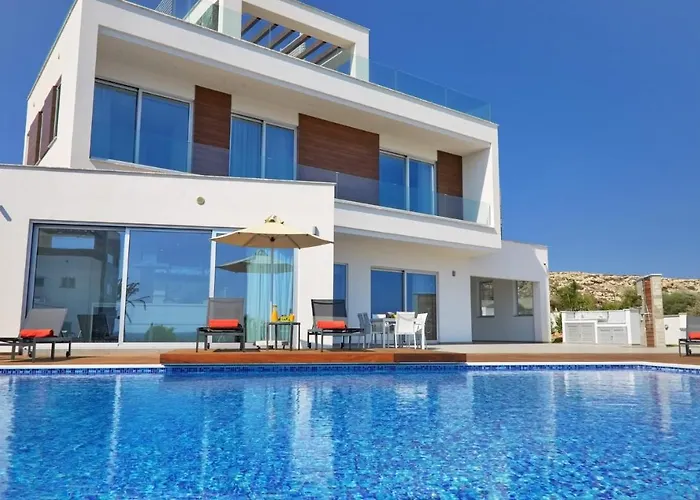 Villa Beachfront Luxury Idania Ayia Napa