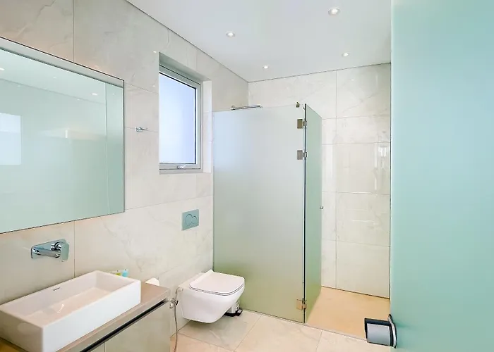 Villa Beachfront Luxury Idania