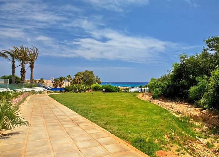 Beachfront Luxury Idania Ayia Napa