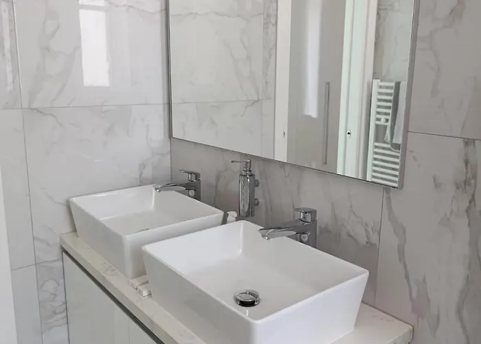 Beachfront Luxury Idania Villa