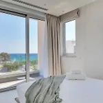 Villa Beachfront Luxury Idania