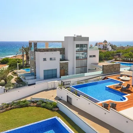 Villa Beachfront Luxury Idania Ayia Napa