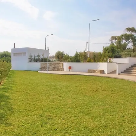 Villa Beachfront Luxury Idania Ayía Nápa