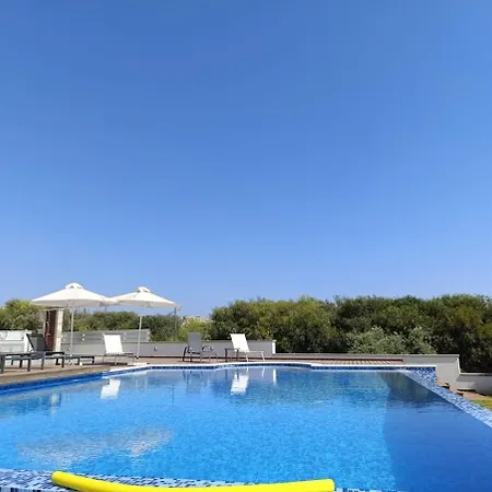 Villa Beachfront Luxury Idania
