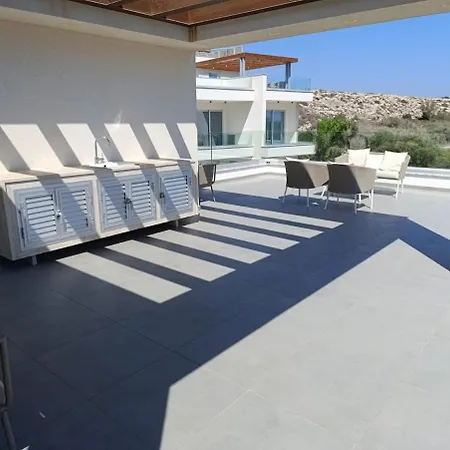 Beachfront Luxury Idania Ayia Napa
