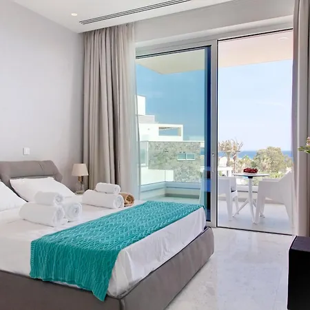 וילה Beachfront Luxury Idania *