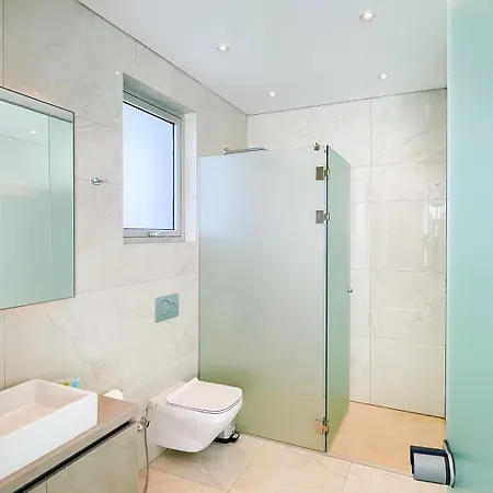וילה Beachfront Luxury Idania