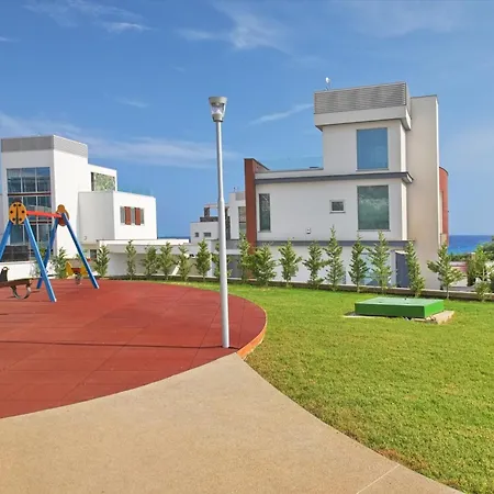 וילה Beachfront Luxury Idania